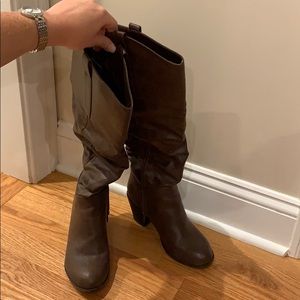 Brown boots